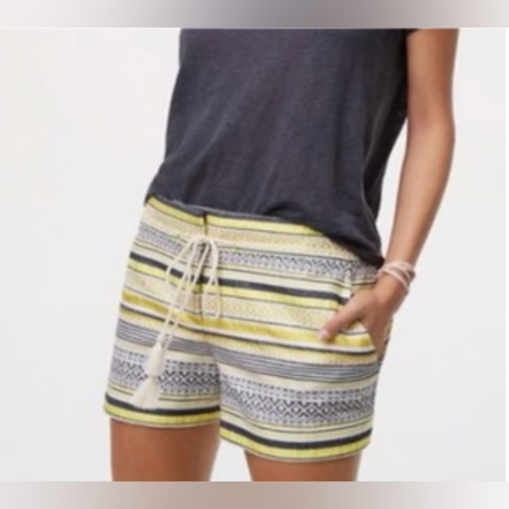 Ann Taylor Loft Draw String Yellow Shorts Size 6.